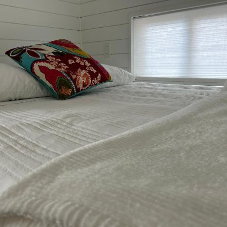 גיינסוויל Entirely Private Tiny Home - 1 Mile To Uf מראה חיצוני תמונה